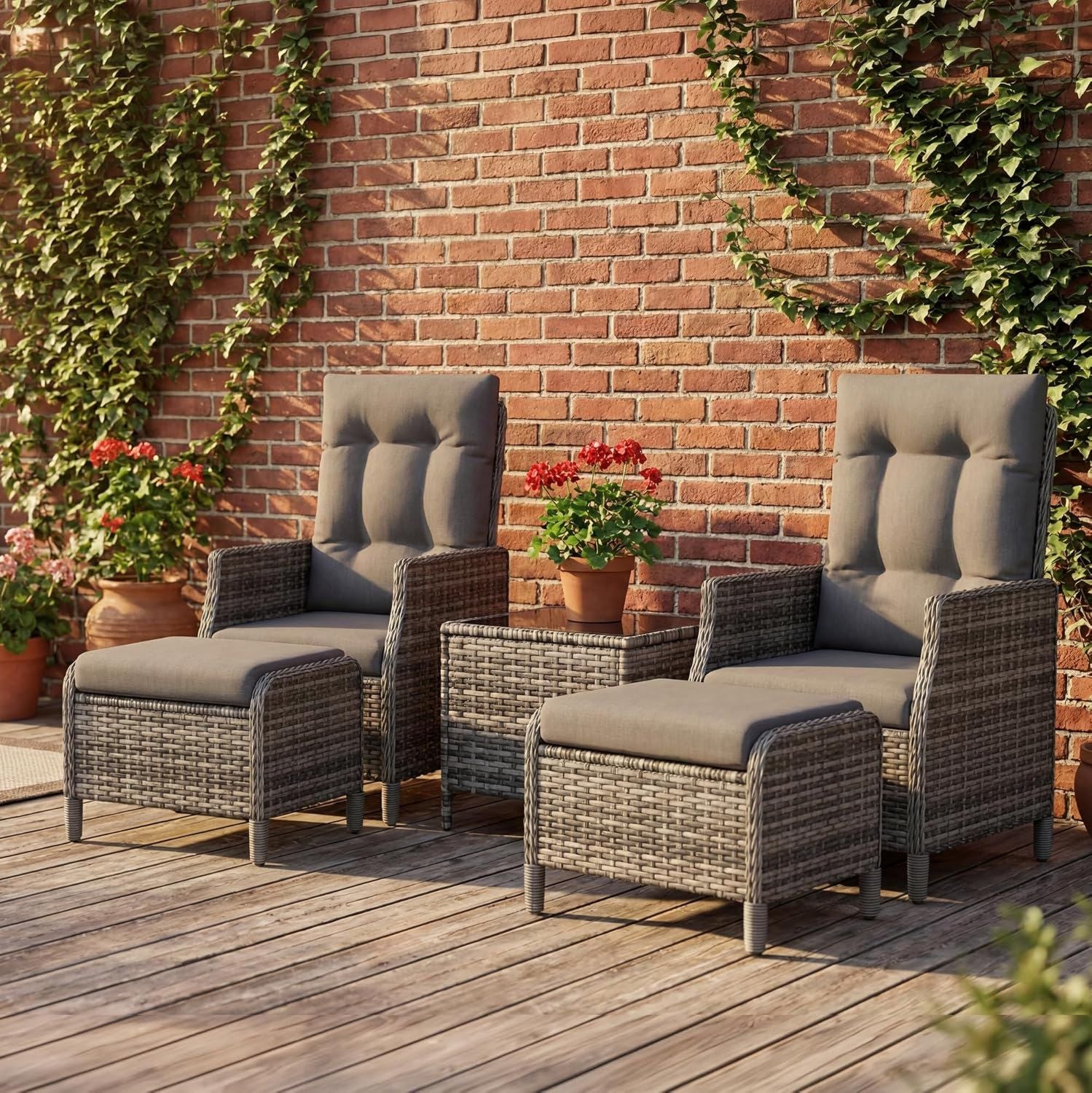 Hochwertige UDPATIO Gartenmoebel Set 5 teilig ausgestattet mit Verstellbaren Sessel Fusshocker und Couchtisch Variante 425